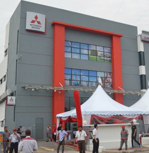 Ingress Motors Centre First Mitsubishi 4S Outlet in Puchong